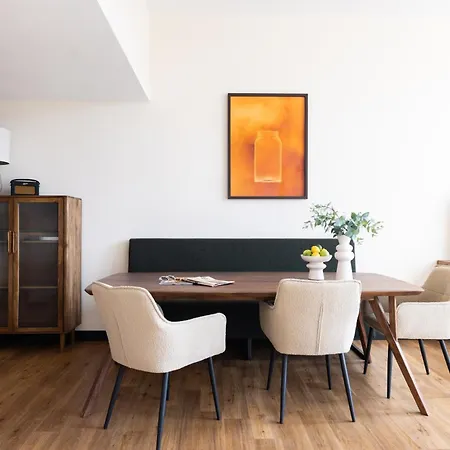 아파트 De Plesman Residences 헤이그